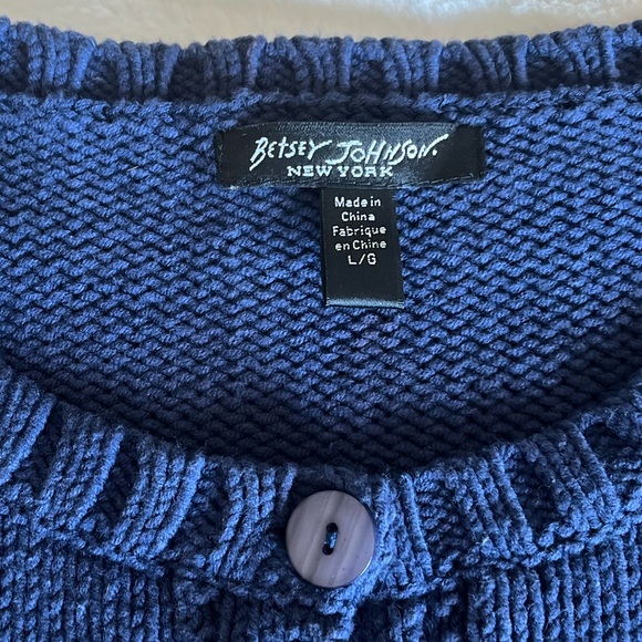 RARE BETSEY JOHNSON LITTLE RED RIDING HOOD CARDIGAN SWEATER SIZE LARGE - Picture 9 of 10